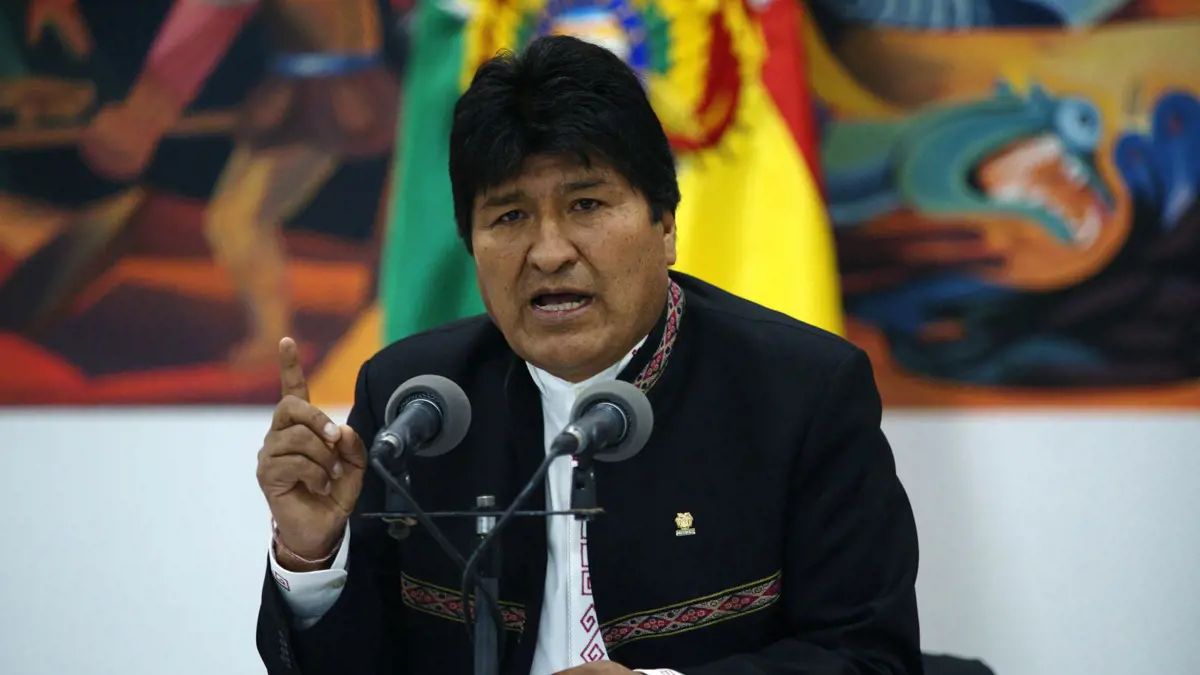 Kiskorúval folytatott kapcsolattal vádolják Evo Moralest