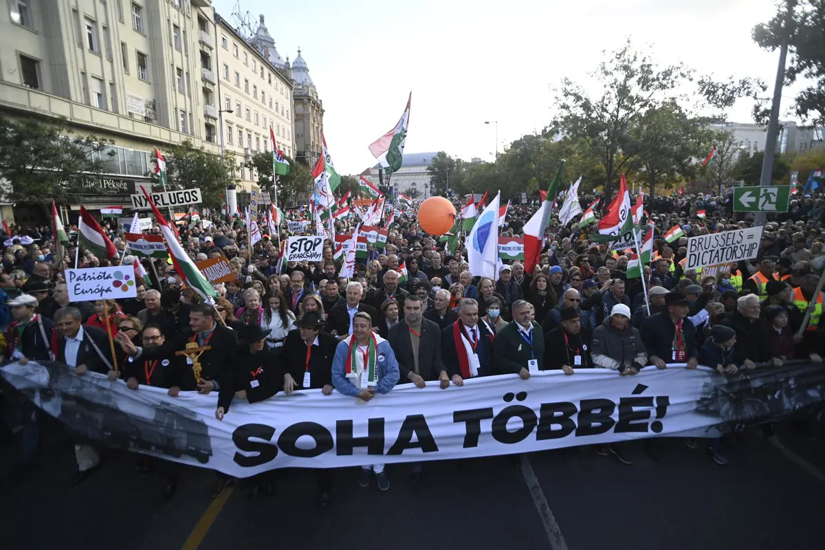 A kormányközeli Nézőpont már ott tart, hogy többen szavaznának most a Fideszre, mint 2018-ban