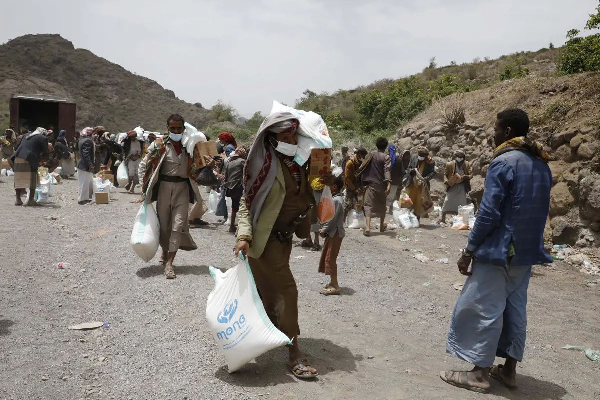 Több mint 30 katona halt meg rakétatámadásban Jemenben