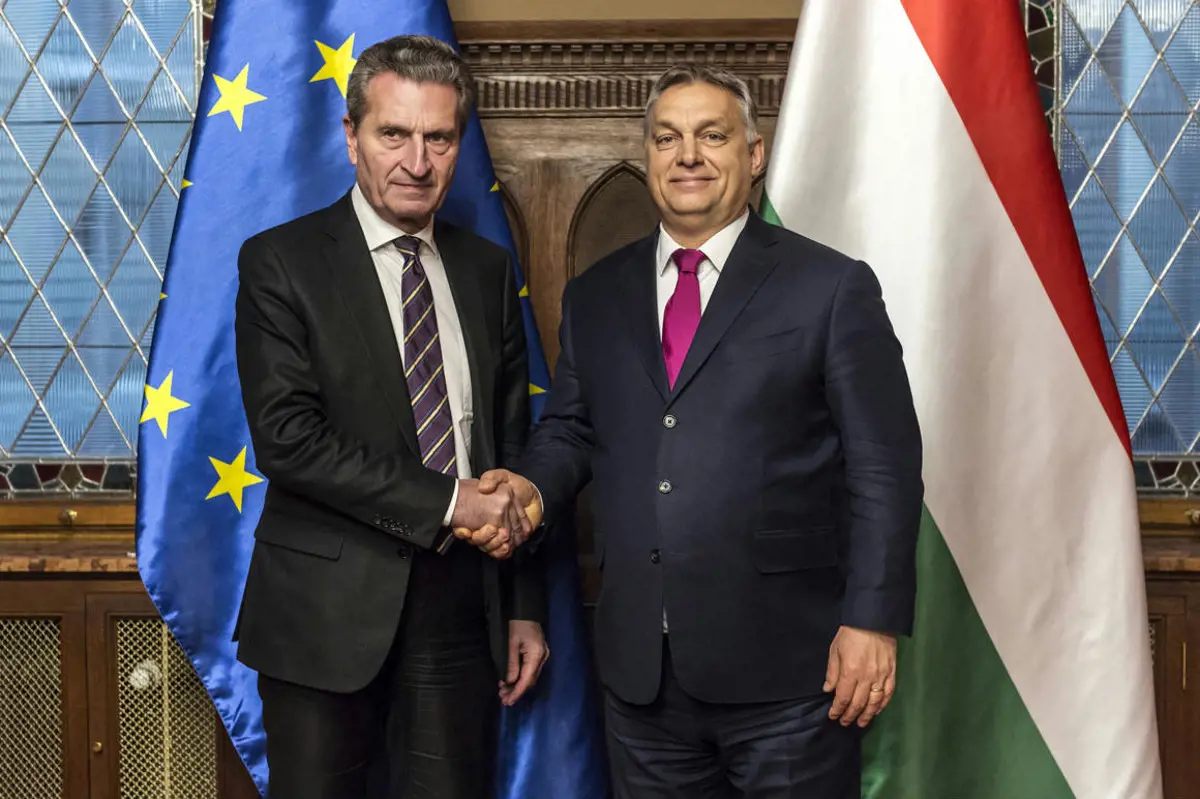 Orbán magyar tisztséghez juttatott egy „senki által meg nem választott brüsszeli bürokratát”