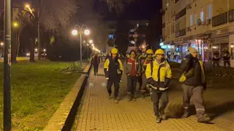 Vendégmunkások tömegébe és őket szállító buszokba botlott a Jobbik politikusa Hajdúszoboszlón