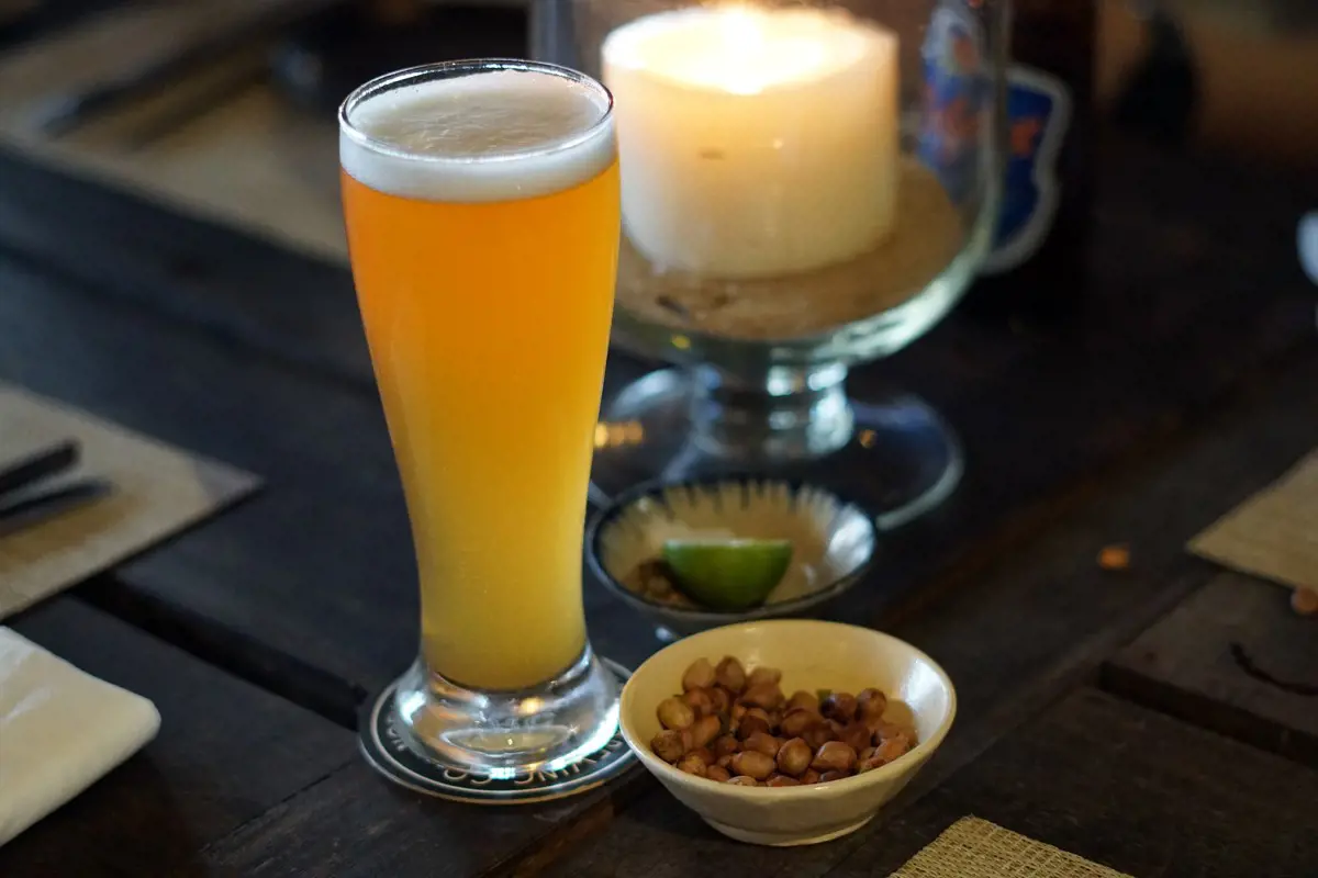 Marketing - ingyen sörrel csalogatják oltásra az embereket Amerikában