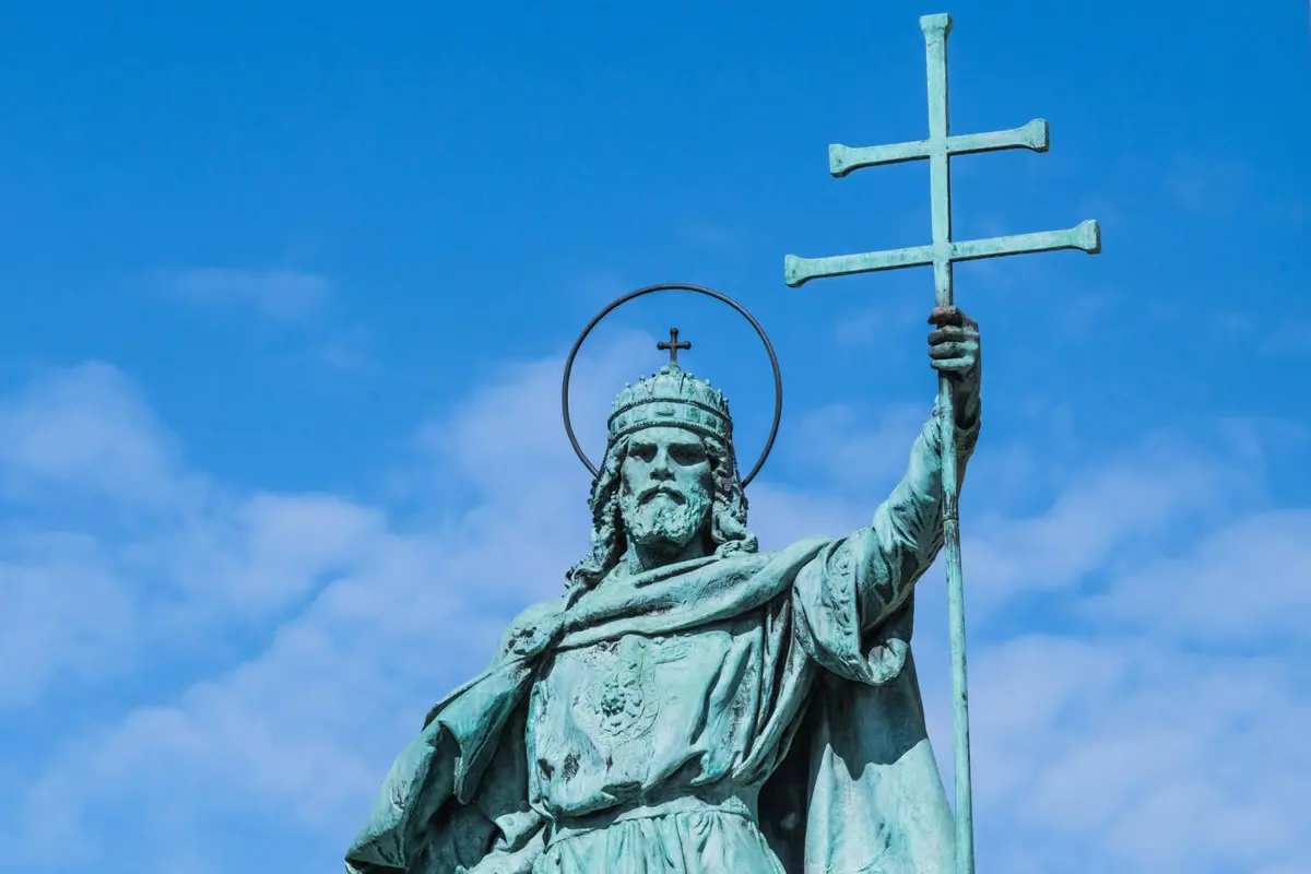 Adjuk vissza augusztus 20-át Szent Istvánnak!