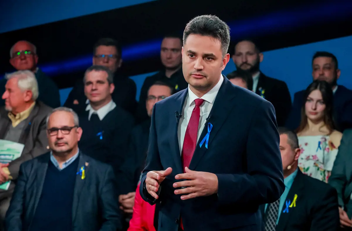 Bemutatta az ellenzék „Emelkedő Magyarország” című közös programját