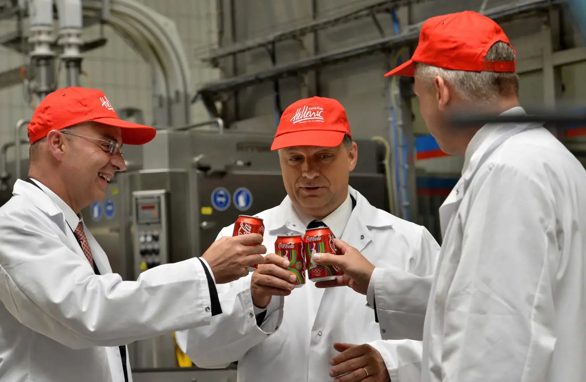 A Fidesz nem tiltja be a Coca-Colát