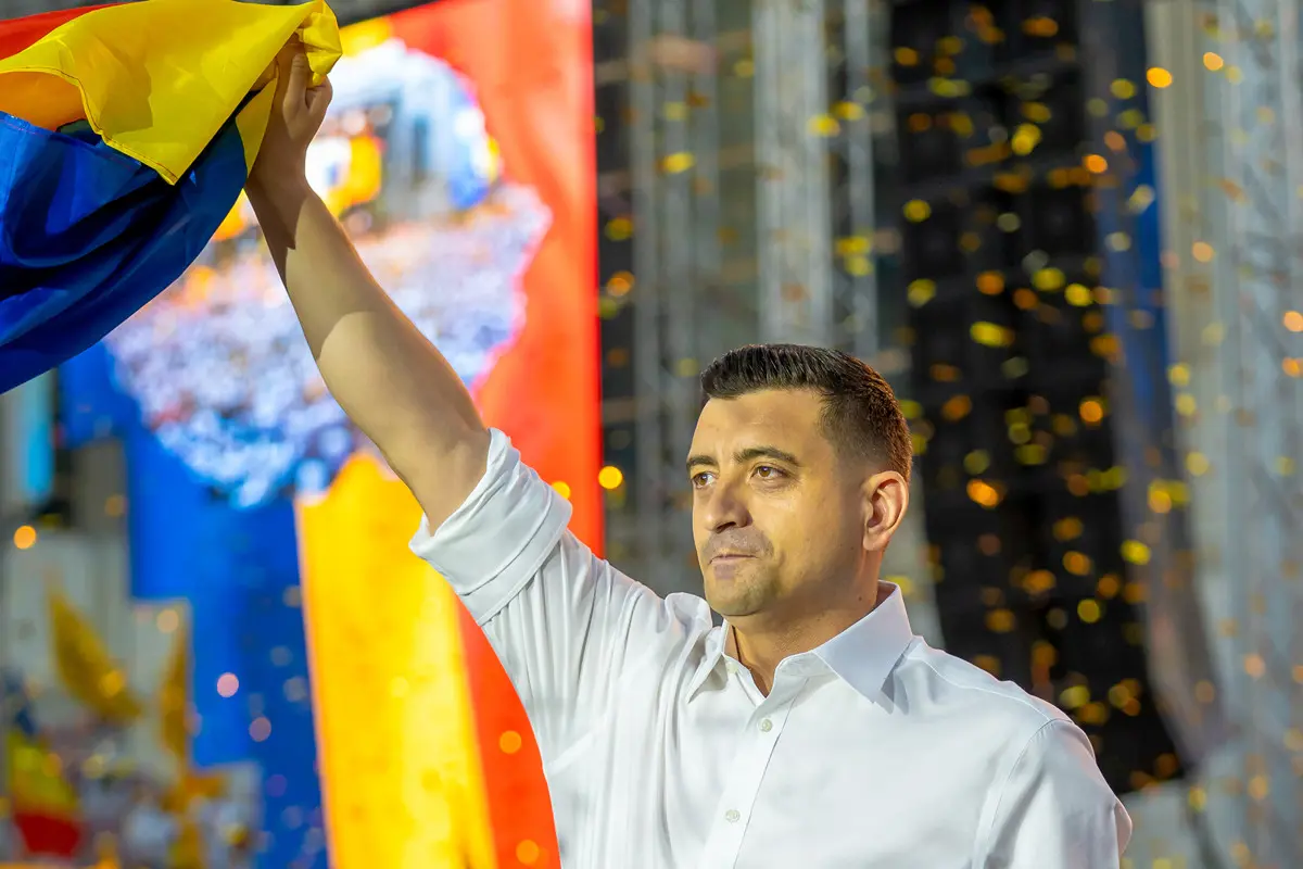 Hirdetésben kampányol a magyargyűlölő román államfőjelölt a magyaroknál Orbán Viktorra hivatkozva