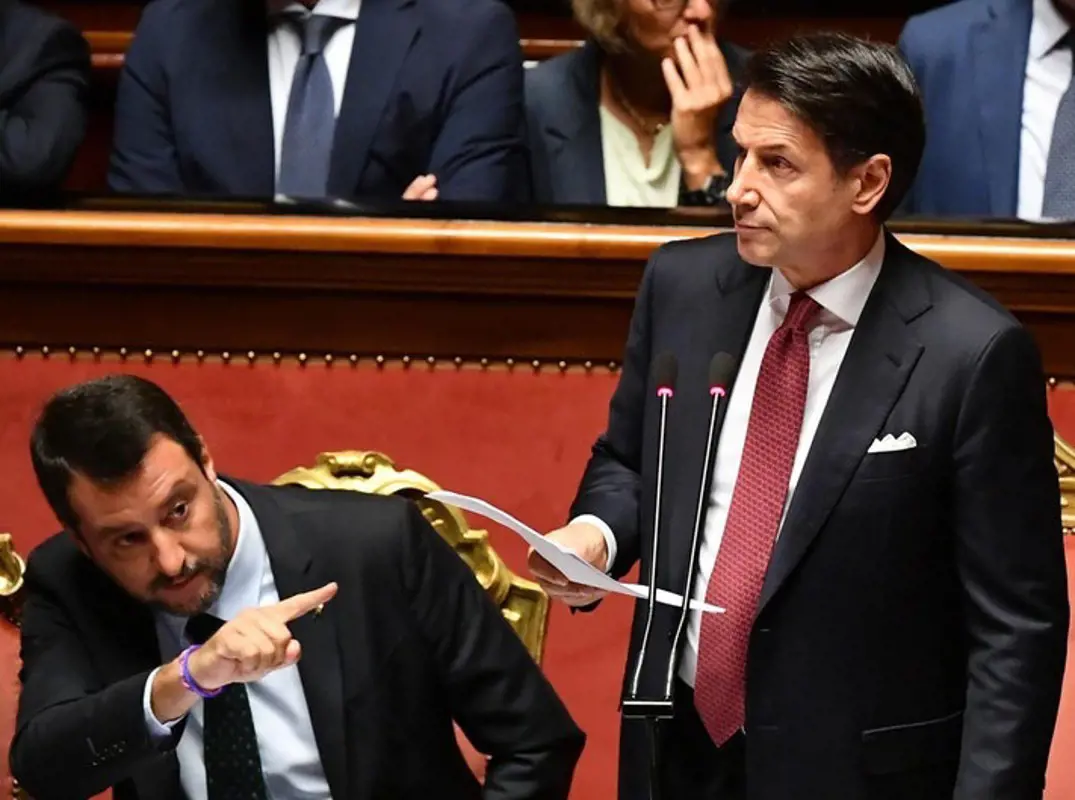 Salvini szerint az olasz kormány ismét letolta a gatyáját