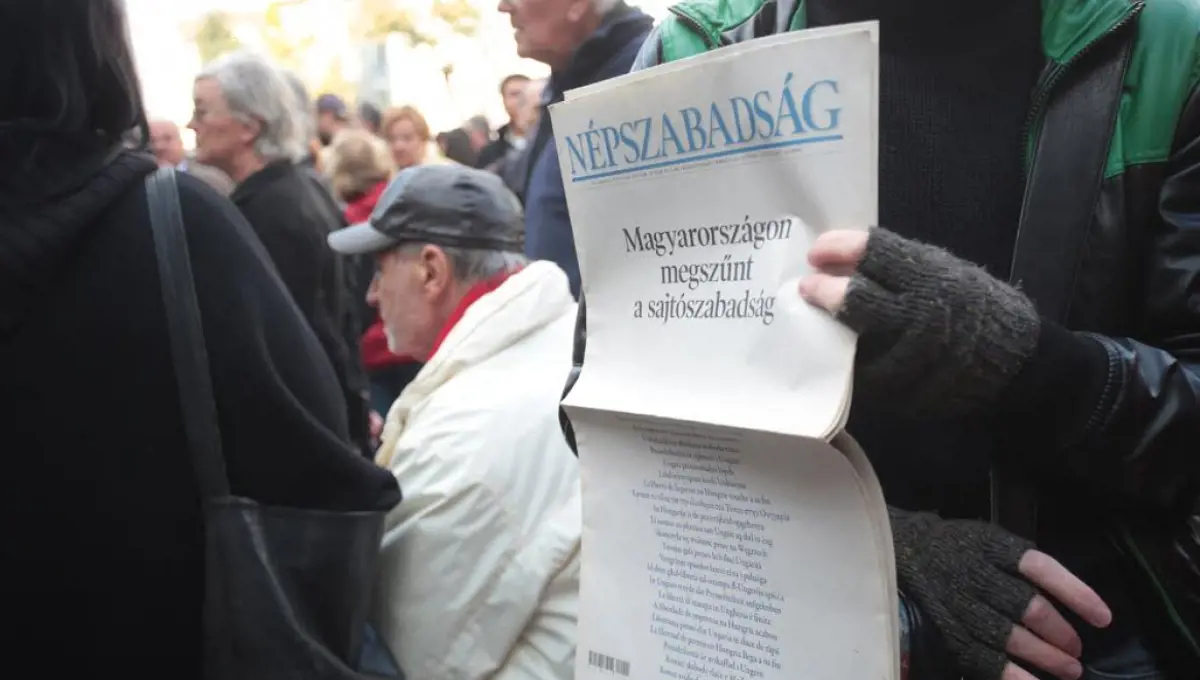Nagyot buktak a szocialisták azon, hogy elpasszolták a médiájukat a Fidesznek