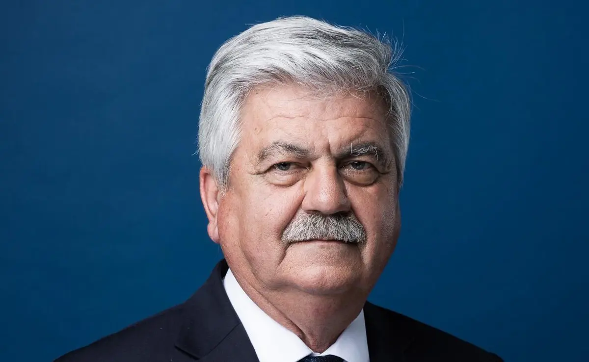 Megváltunk egy miniszterhelyettestől (frissítve!)