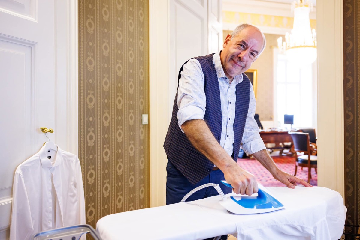 Sulyok Tamás nem tud beköltözni az államfői rezidenciára, ugyanis Novák Katalin még mindig ott lakik