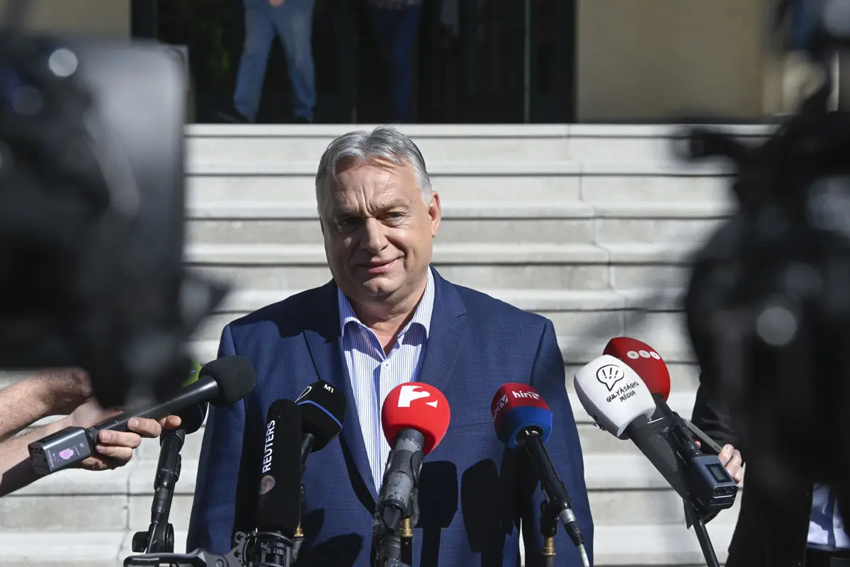 Jobbik: Magyarországon gyakrabban nyúlhat bele a politika a bűnügyekbe, mint Micimackó a mézesbödönbe