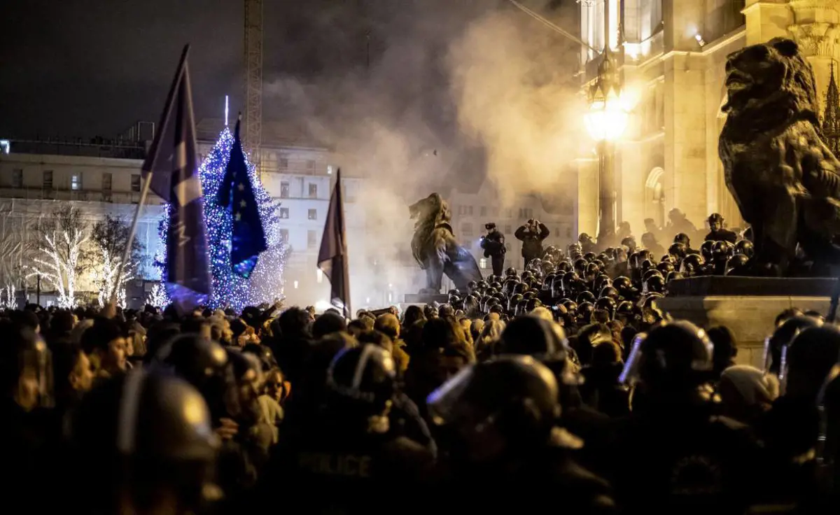 Az Orbán-kormány lázadássá minősítené az Alkotmánybíróság akadályozását