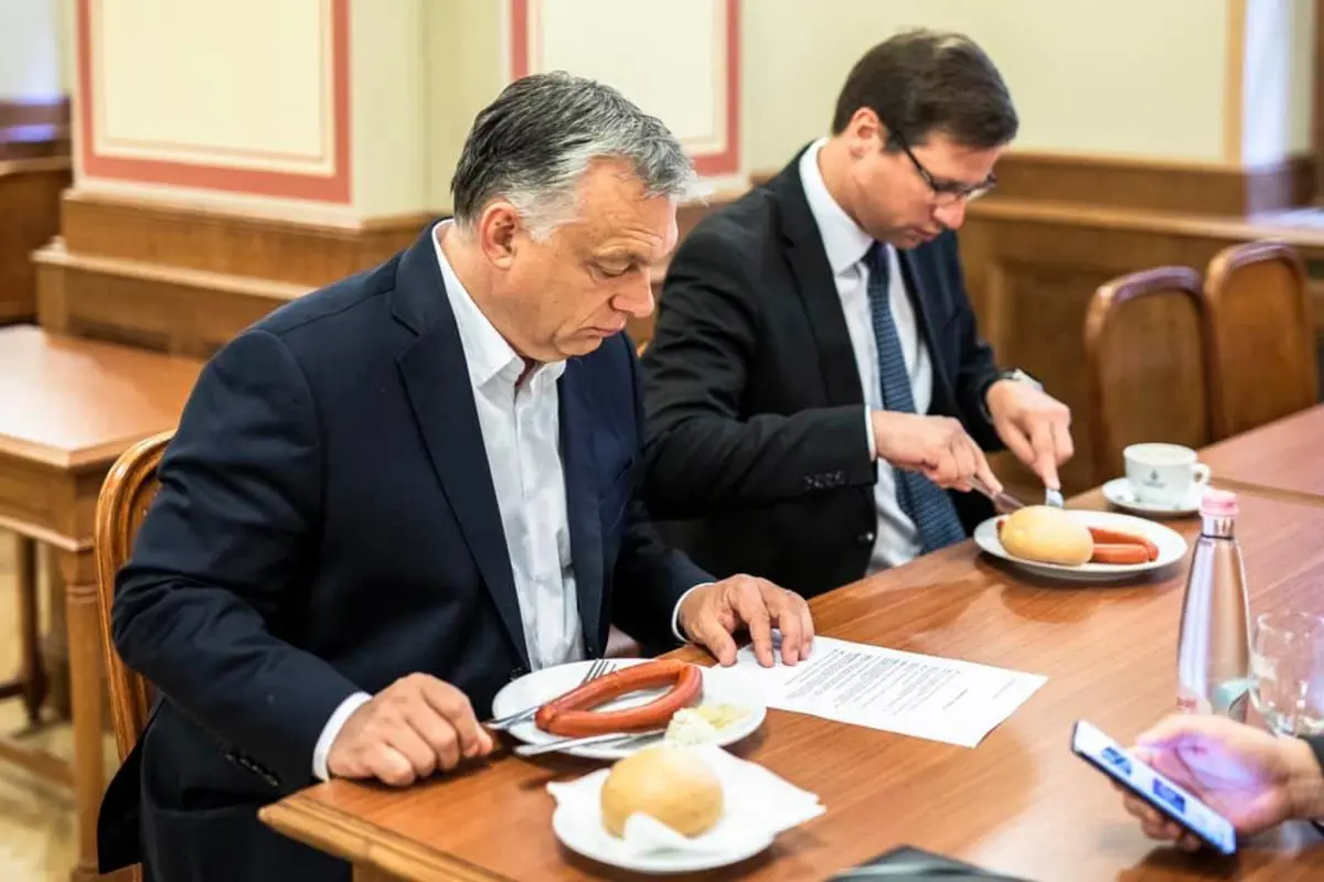 Jobbik: Orbán Viktornak túl sok volt a virsli meg a sör?