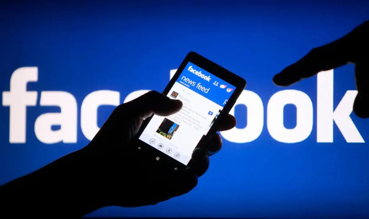 Betámadja a Facebookot a magyar adatvédelmi hatóság
