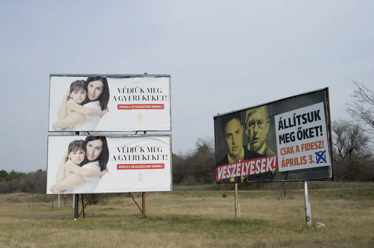 Nyolcszor annyit költ a Fidesz reklámra, mint az ellenzéki összefogás összesen