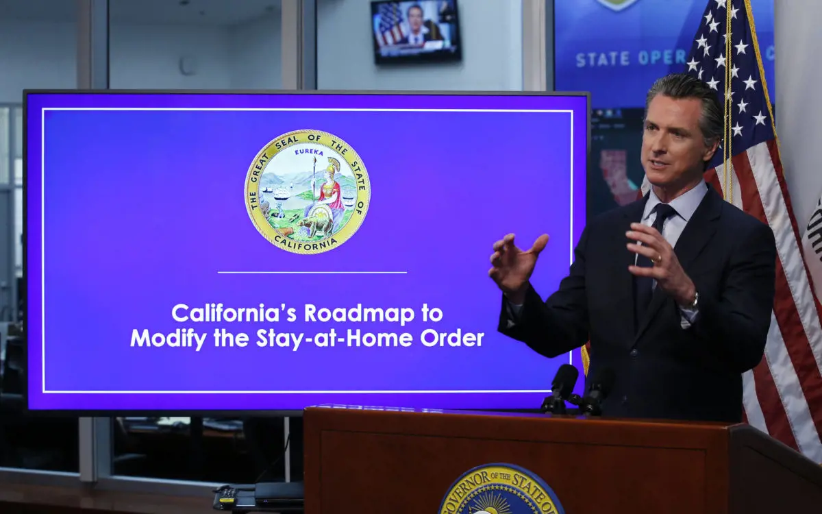 Nem kapkodja el Kalifornia életének felélesztését a kormányzó