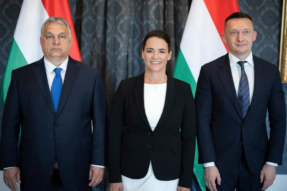 Mérnek: A Fidesz már Novák Katalin lemondatása előtt elkezdte keresni a köztársasági elnök utódját