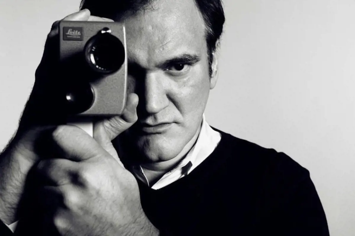 Tarantino a Ponyvaregény eddig még nem látott jeleneteit bocsájtja árverésre