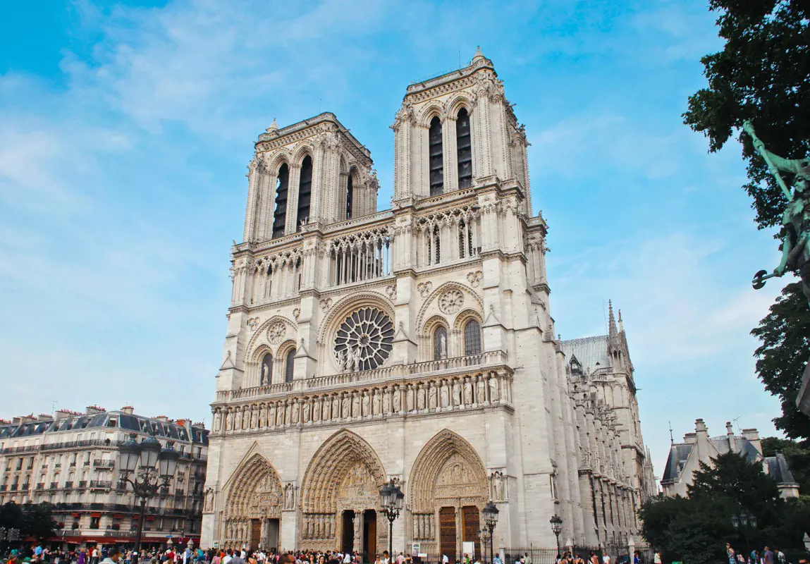 Megtartották az első karácsonyi koncertet a tűzvész sújtotta Notre Dame-ban