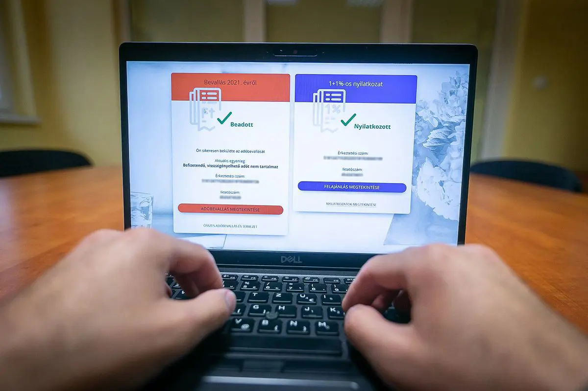 Aki akarja, már kitöltheti a saját szja-bevallását