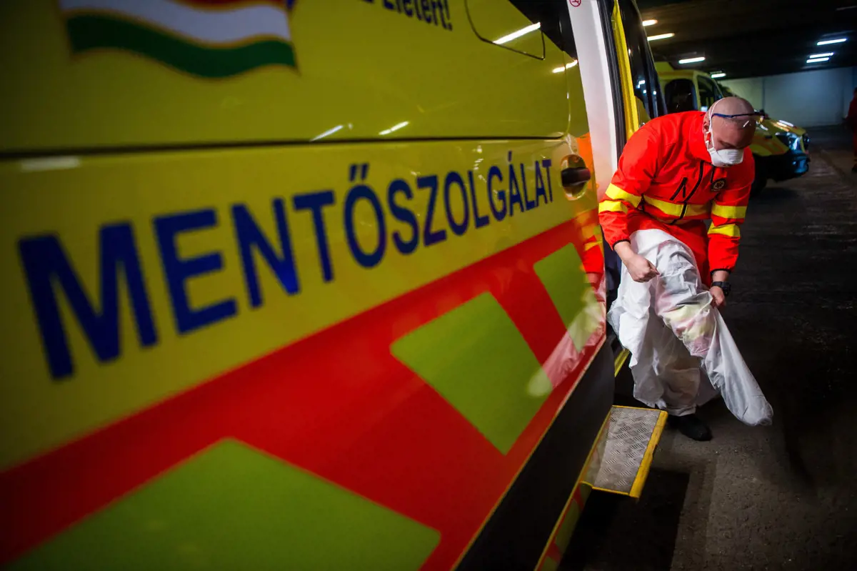 Koronavírus: 12 halott, 48 beteg Magyarországon az elmúlt 24 órában