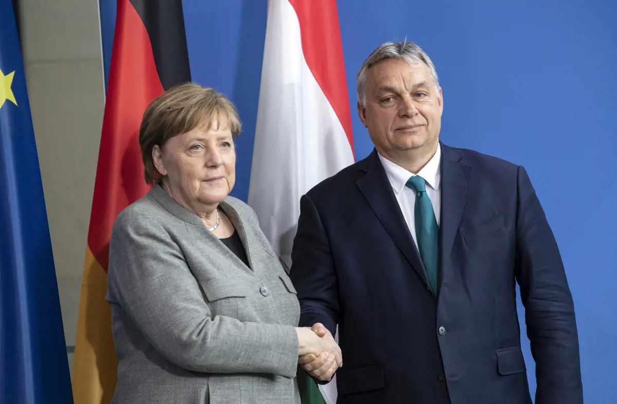 Merkel a magyar gazdaságpolitikát dicsérte, Orbán szerint biztos találnak megoldást az EU-s költségvetésre