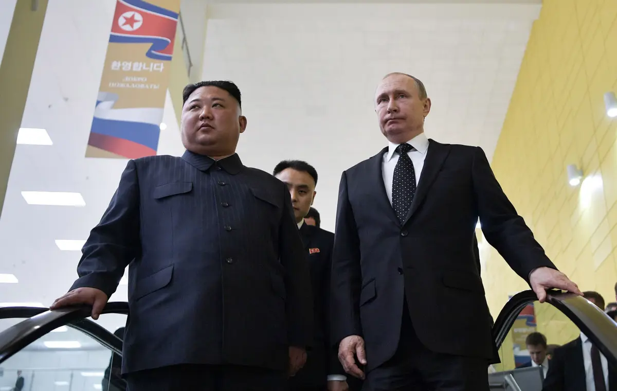 Putyin látogatása előtt kereskedelmi és biztonsági rendszerek kiépítését ígérte Észak-Koreának
