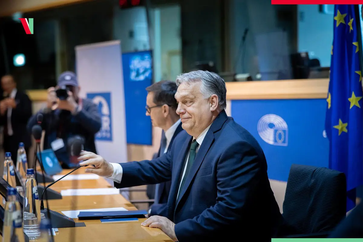 A feloszlatás után már korlátozás nélkül folytatódhat Orbán Viktorék brüsszeli konferenciája
