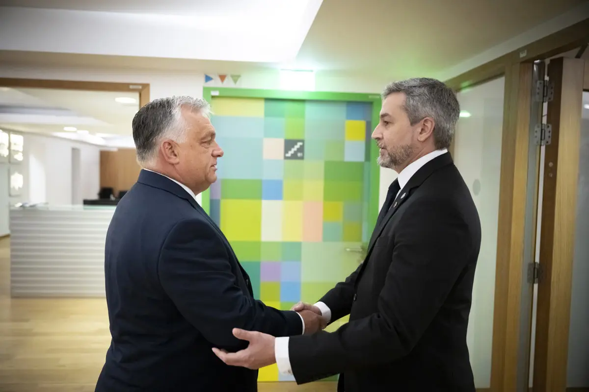 Nagy segítség a magyar családoknak: Orbán Viktor a paraguayi államfővel tárgyalt