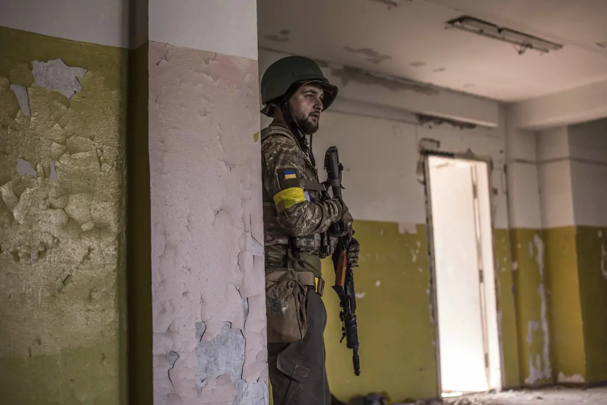 Ukrán vezérkar: kiszorították az ukránokat az orosz erők Szeverodoneck belvárosából