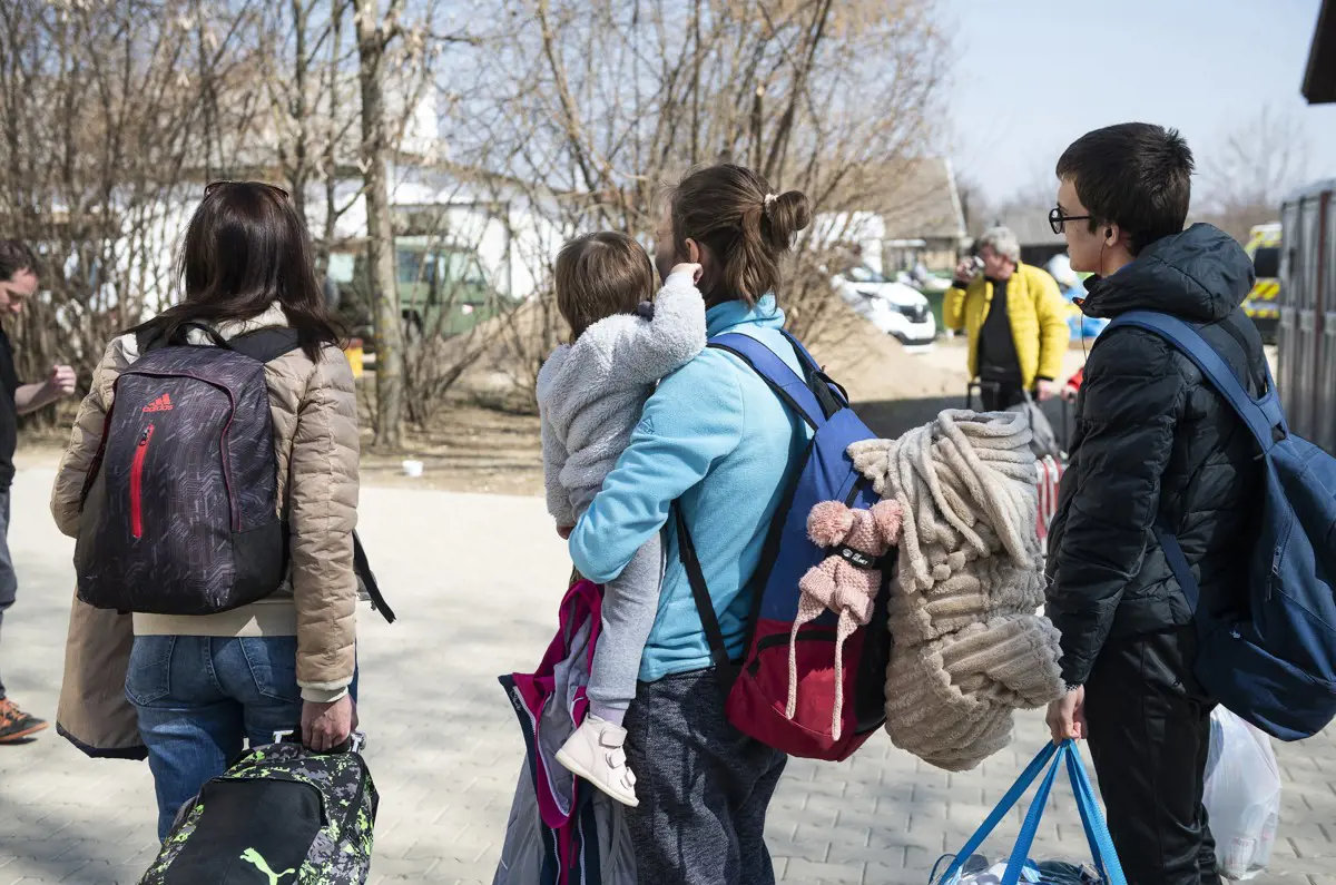 Háború: mintegy tízezren érkeztek Ukrajnából szerdán hazánkba