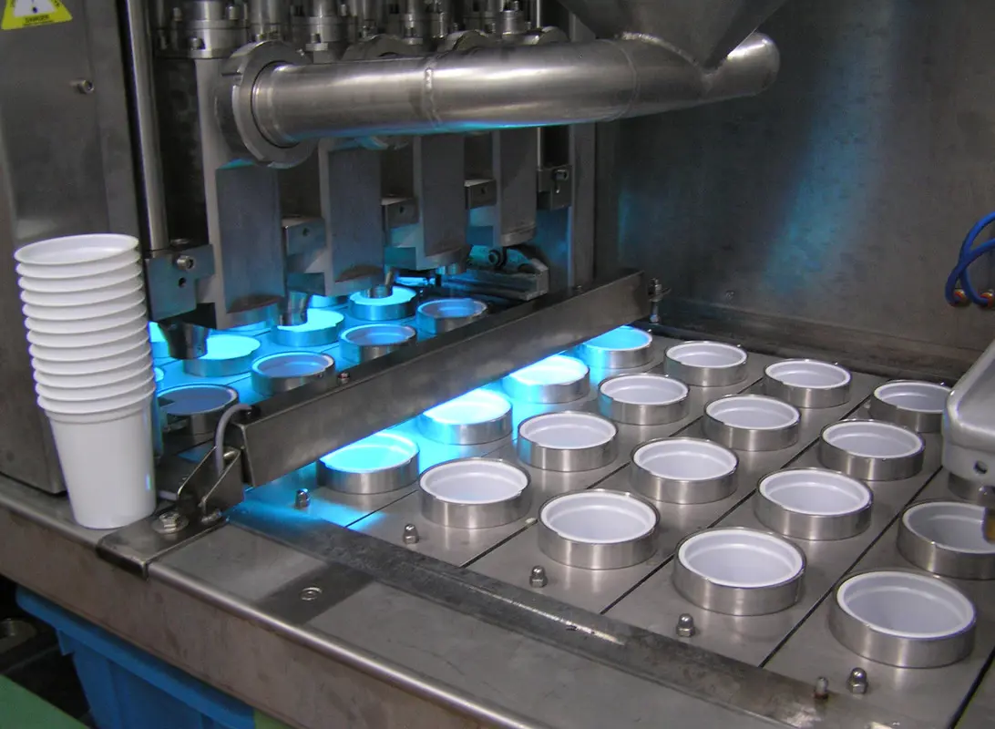 Sterilizálás germicid lámpával tejüzemekben is (x)