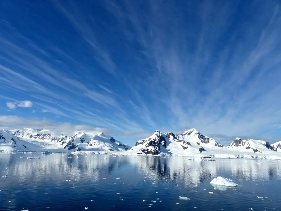 Minden eddiginél kisebbre zsugorodott a tengeri jég az Antarktisznál