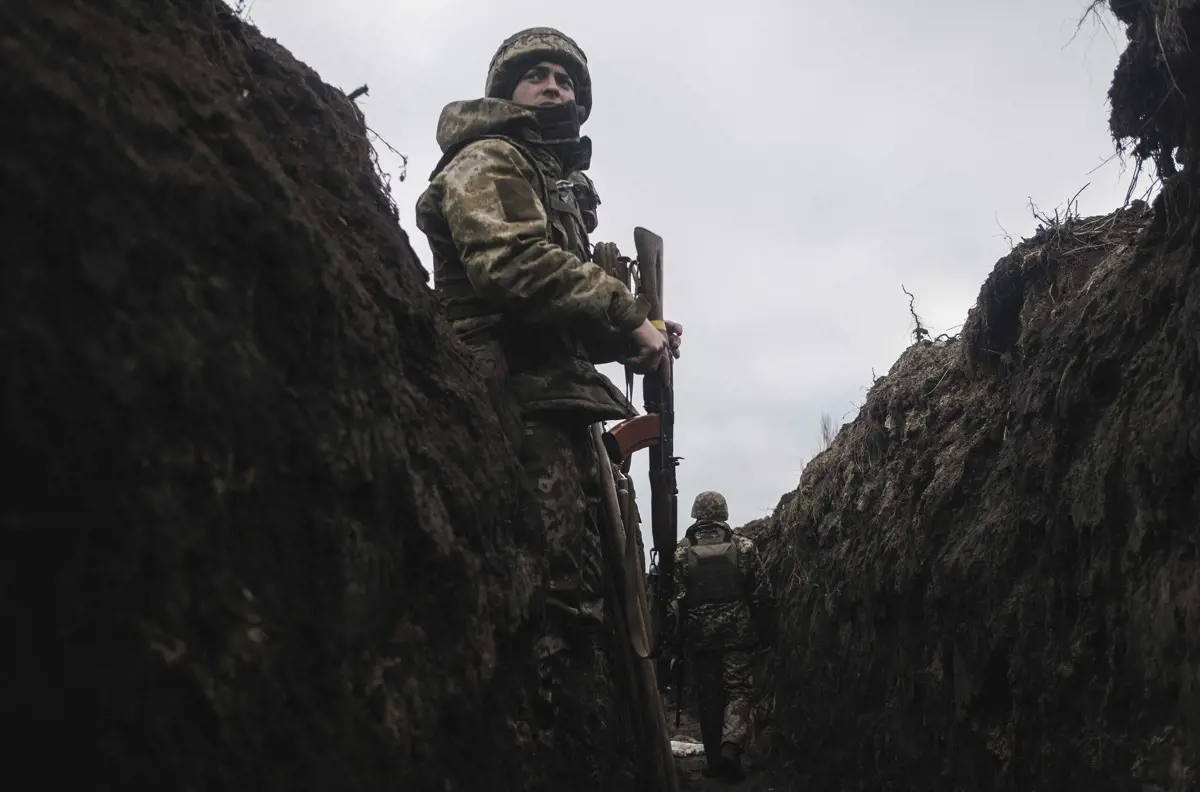 Az ukrán erők orosz katonák százaival végeztek egy csapással Donyeck megyében
