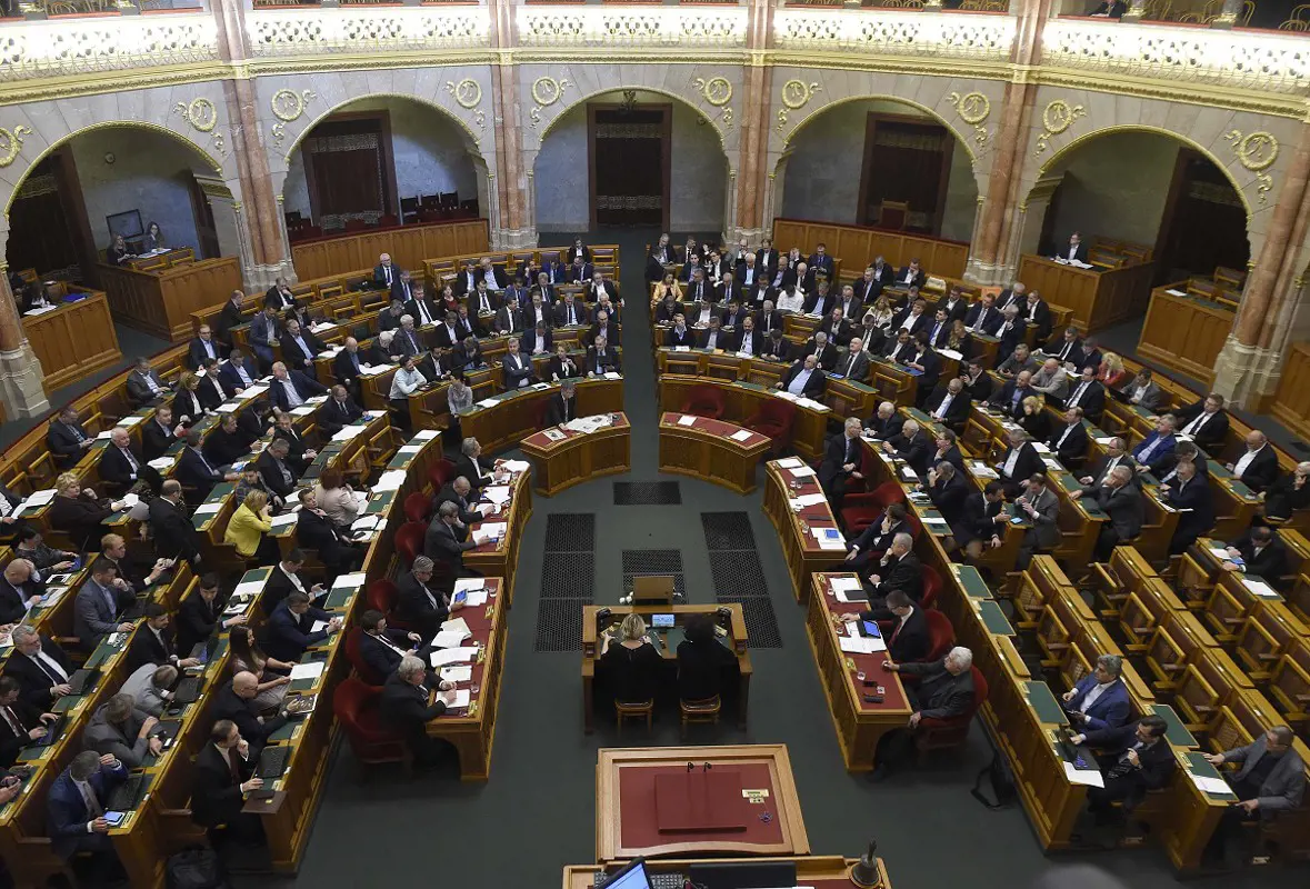 A magyar parlament egyhangúlag támogatta a nemzeti régiók védelmét
