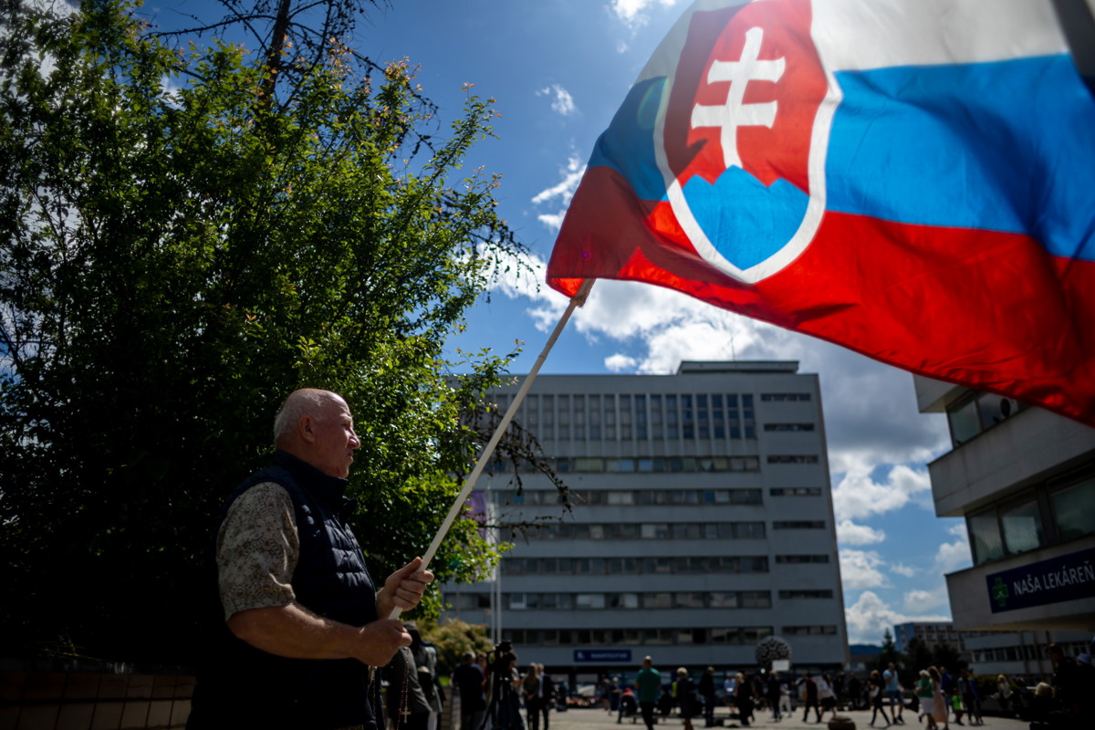 Felfüggeszthetik az EP-választási kampányt a Fico elleni merénylet miatt