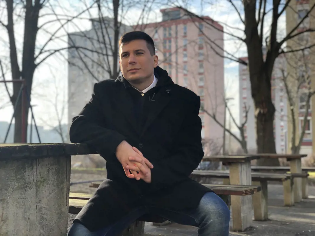 A Jobbik pécsi képviselőjének köszönhetően végre rendeződött a Lánc utcai lakótömb helyzete