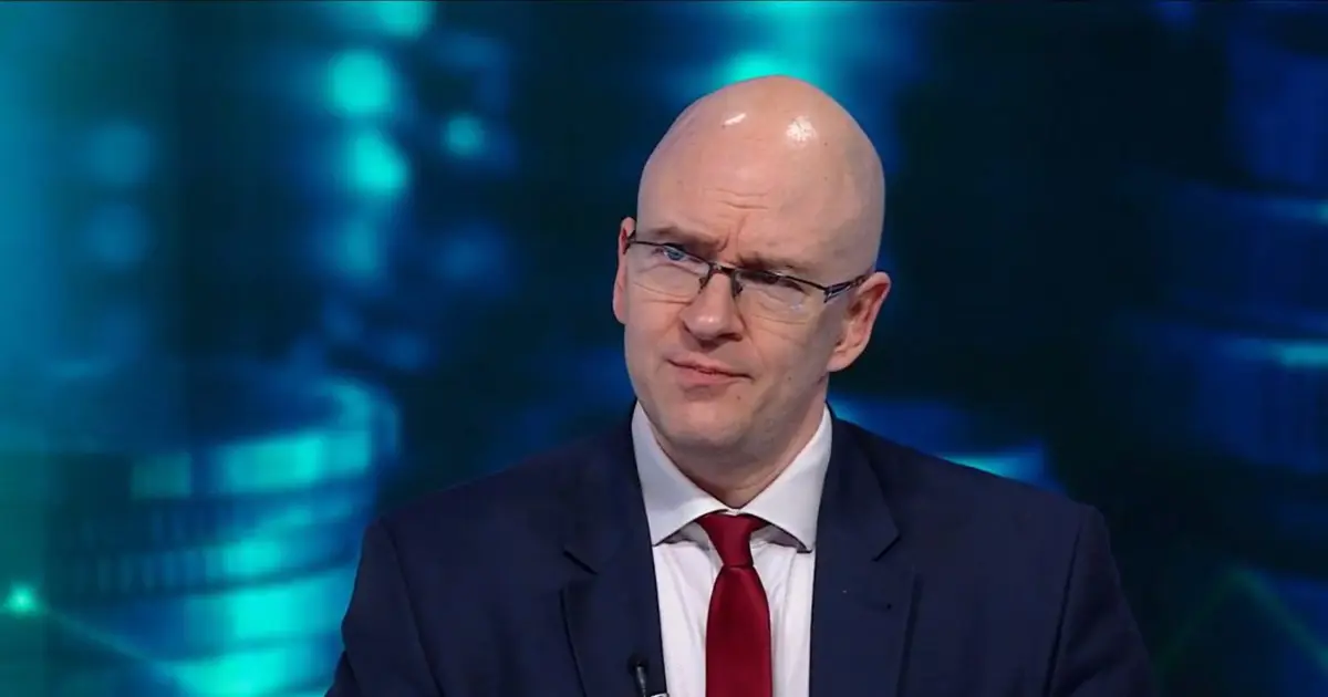 Z. Kárpát Dániel: más országokban az átlagbér fölött is elérhető ingyenes bankszámlacsomag