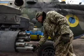 Ukrán főparancsnok: van esély megfordítani a helyzetet Kelet-Ukrajnában