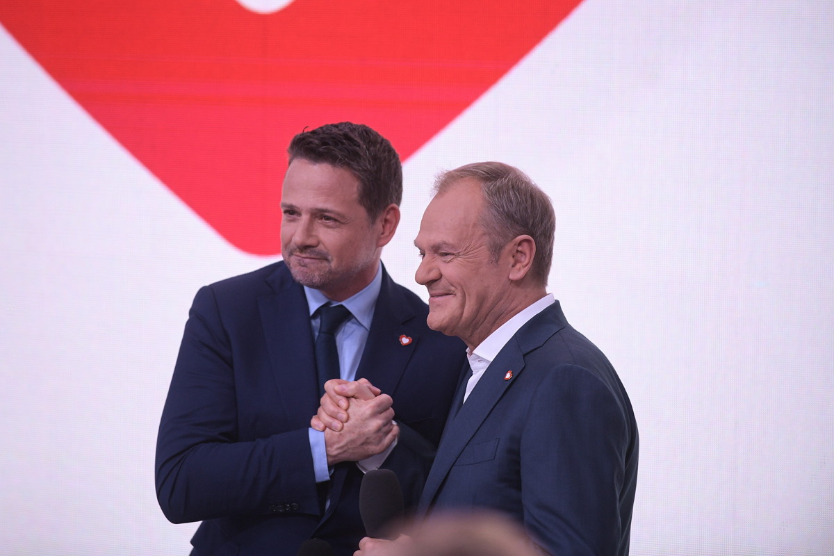 A Tusk-féle kormánykoalíció jelöltjei győztek a nagyvárosokban a lengyel helyhatósági választáson