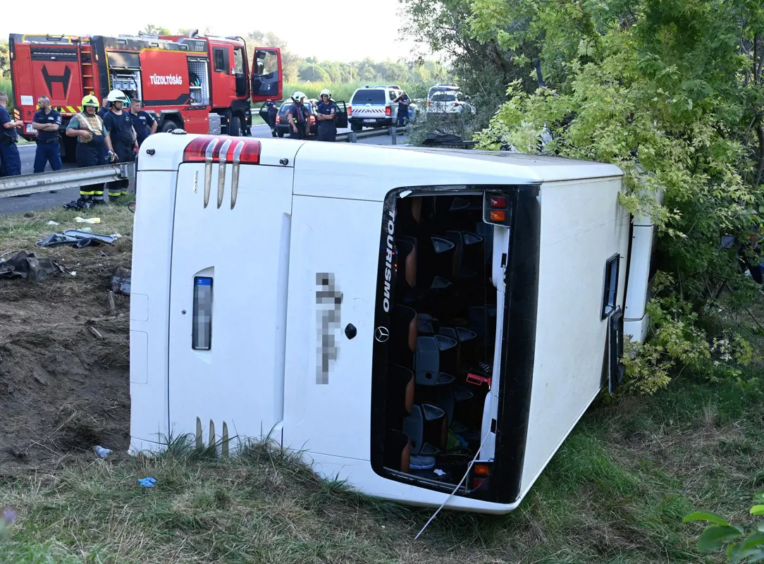 Mindössze egy napot töltött Horvátországban a halálos buszbalesetet szenvedő turistacsoport