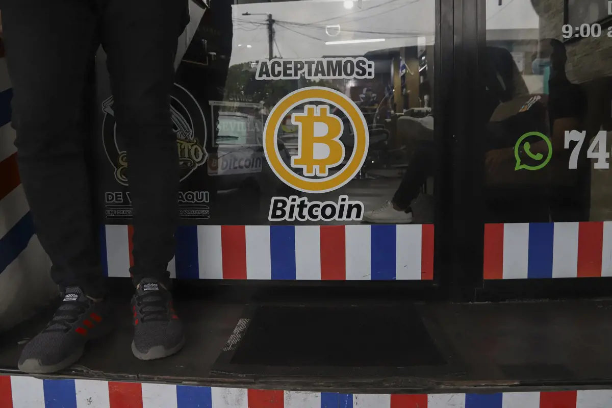 Káoszt hozott a bitcoin El Salvadorban, ahol a világon először tették hivatalos fizetőeszközzé a kriptovalutát