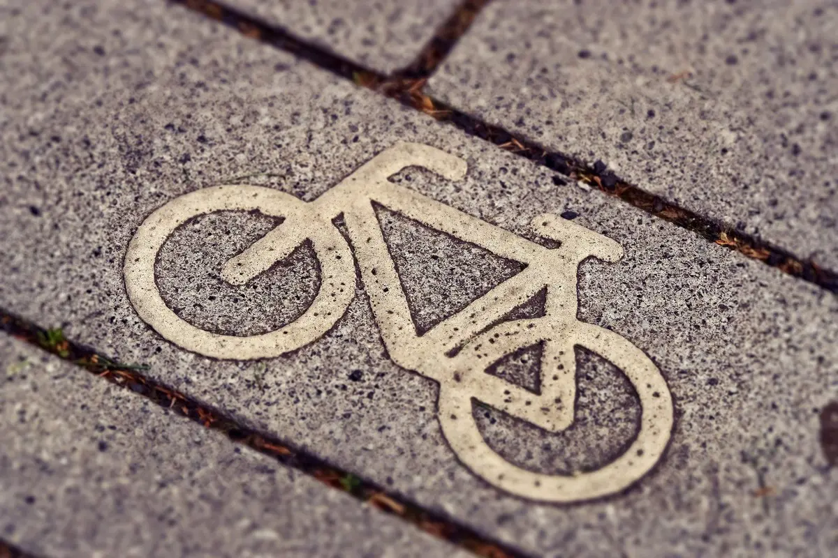 A Magyar Kerékpárosklub arra buzdít, hogy tömött közösségi járatok helyett hidegben is bringával járjunk dolgozni
