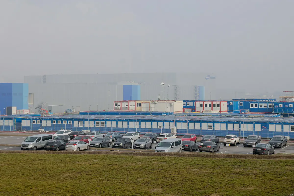 „Nem vagyunk feláldozhatók” – üzenték a gödiek Szijjártó Péternek