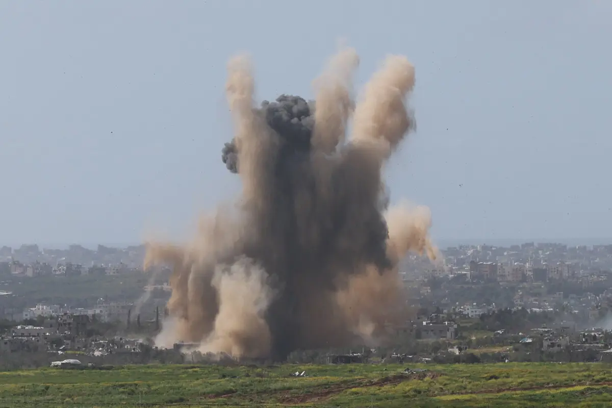 A Hamász szerint Izrael elgáncsolta közvetítői erőfeszítést a tűzszünetre, folytatódnak a harcok