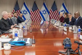 Iránról és a gázai helyzetről egyeztetett az amerikai és az izraeli védelmi miniszter
