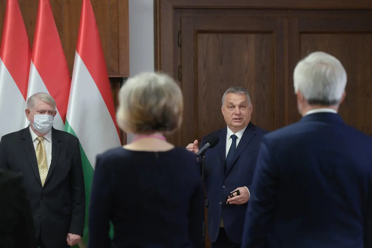 Orbán: valószínűleg 2021 végéig fenntartják a járványügyi készültséget