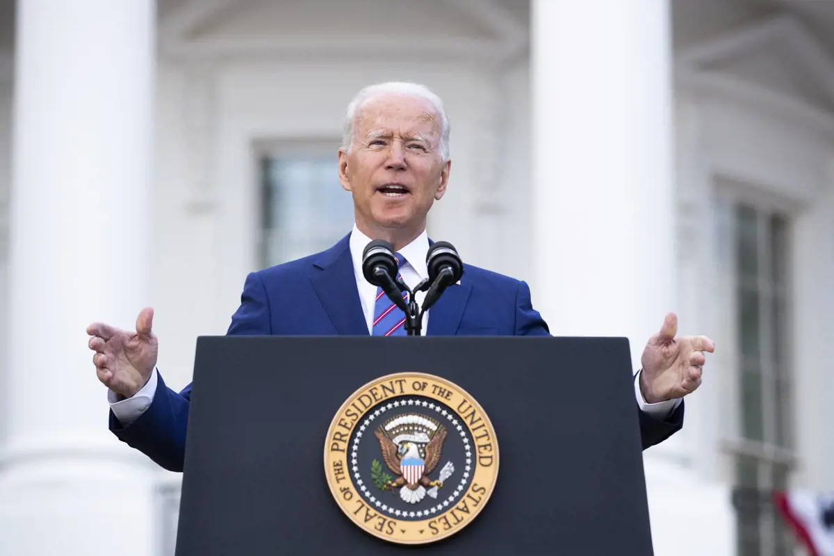 Biden: soha nem látott gazdasági szankciókkal járna, ha Oroszország megszállná Ukrajnát