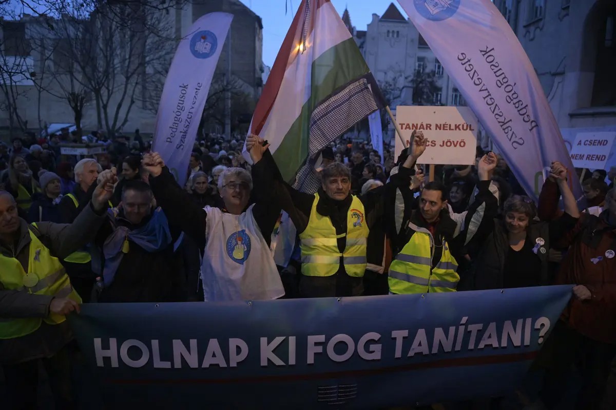 Kiadta a Belügyminisztérium, milyen béremelésre számíthatnak a pedagógusok