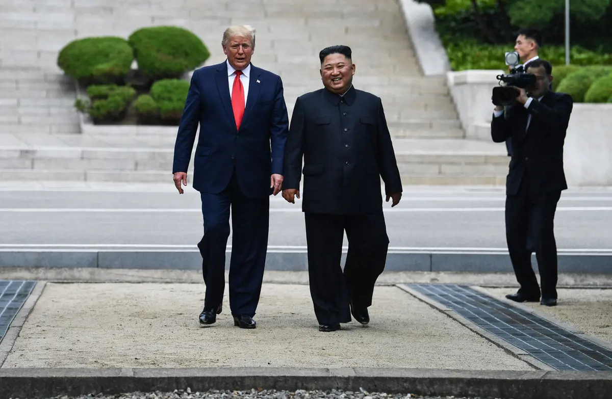 Frissítve: Találkozott Donald Trump és Kim Dzsongun